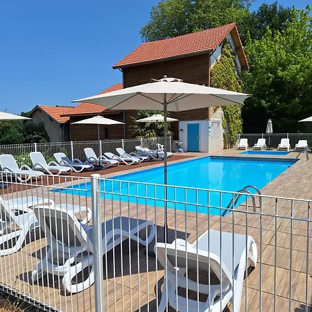 Mobil - Domaine Du Vieux Moulin Campingplatz