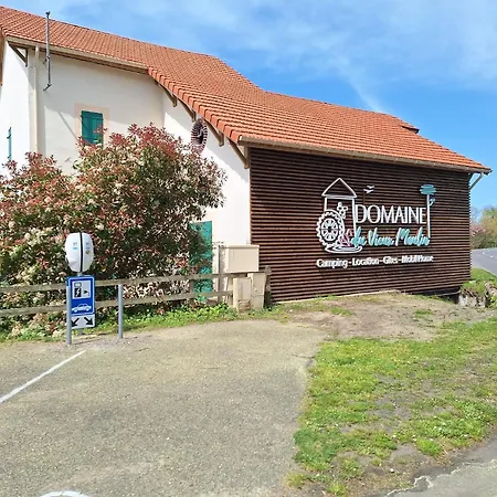 Mobil - Domaine Du Vieux Moulin Campingplatz
