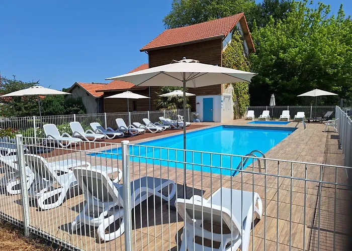 Mobil Home 2 Chambres Climatise- Domaine Du Vieux Moulin- Camping 3 Etoiles Campingplatz